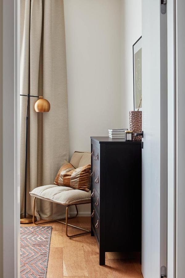 Prague Days - Designer Apts - Garage - Terrace - Easy City Access Dış mekan fotoğraf